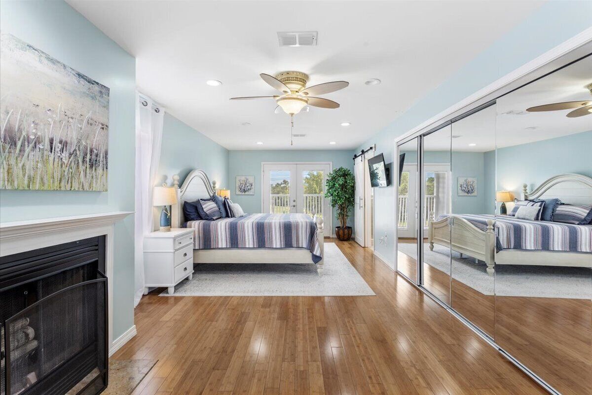 4 bedrooms, WiFi, bed sheets