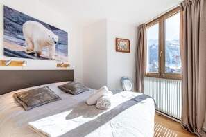 2 makuuhuonetta, silitysrauta/-lauta, ilmainen Wi-Fi