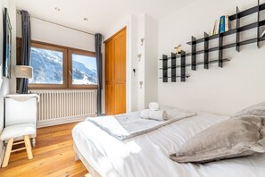 2 makuuhuonetta, silitysrauta/-lauta, ilmainen Wi-Fi