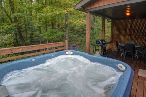 The White Tail Cabin