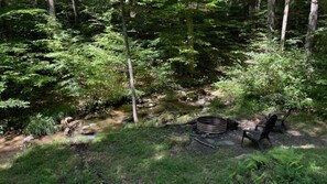 Miscellaneous - The Maple Tree Cabin (Bruceton Mills)