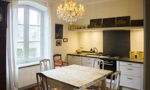 House in Lourmarin With Castle Views
