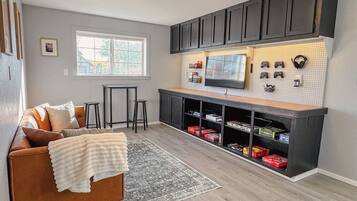 Smart TV, fireplace, video games, DVD player