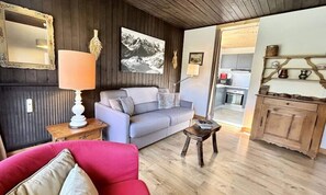 Living area - 2-room Apartment, Sleeps 4, Megeve (Megeve)