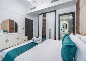 House - Stayshort - 1BR in Arjan Sleeps 2 With City Views (Dubai)