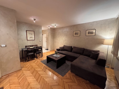 Central Studio Apartments