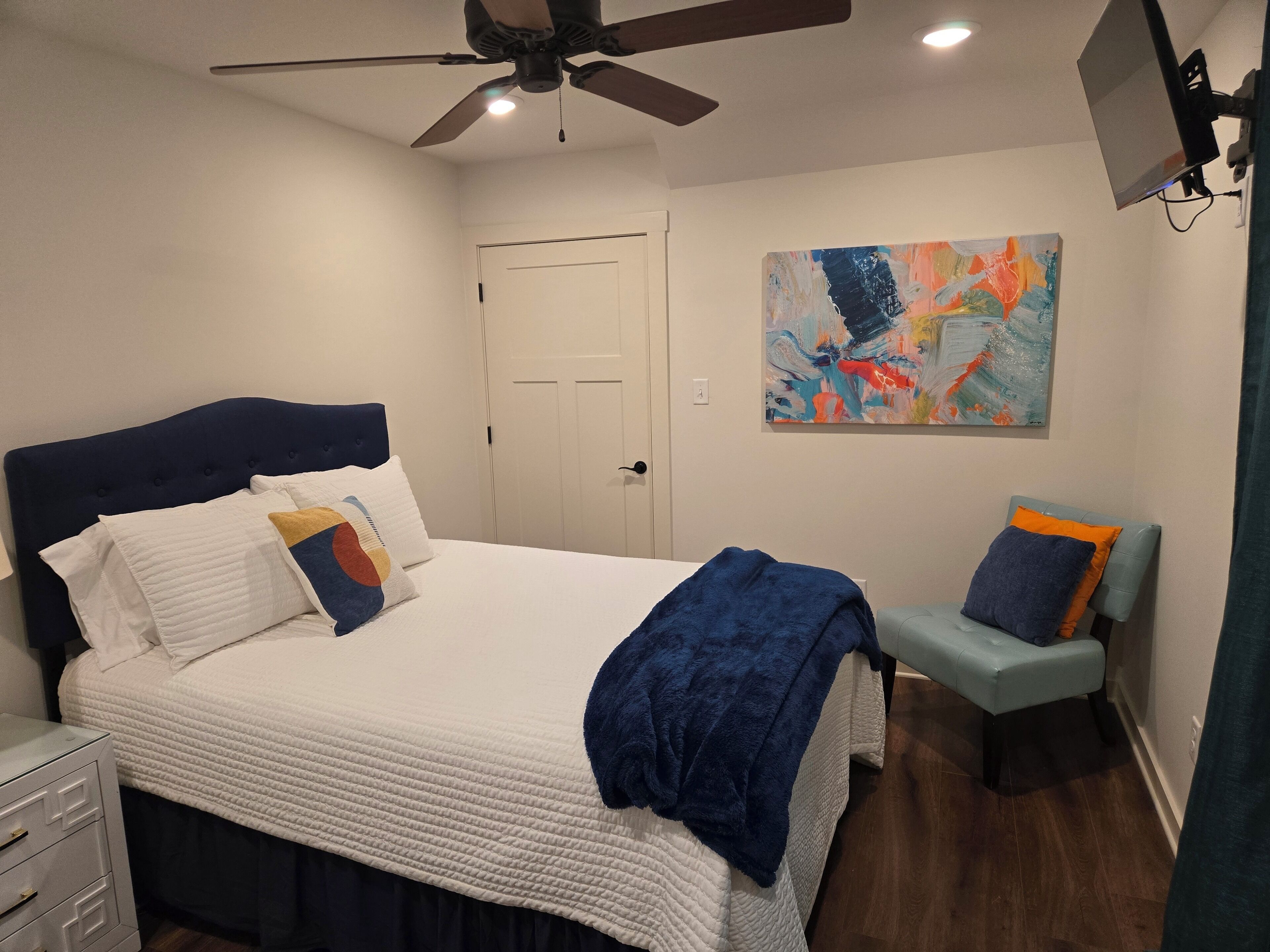 1 bedroom, iron/ironing board, WiFi, bed sheets