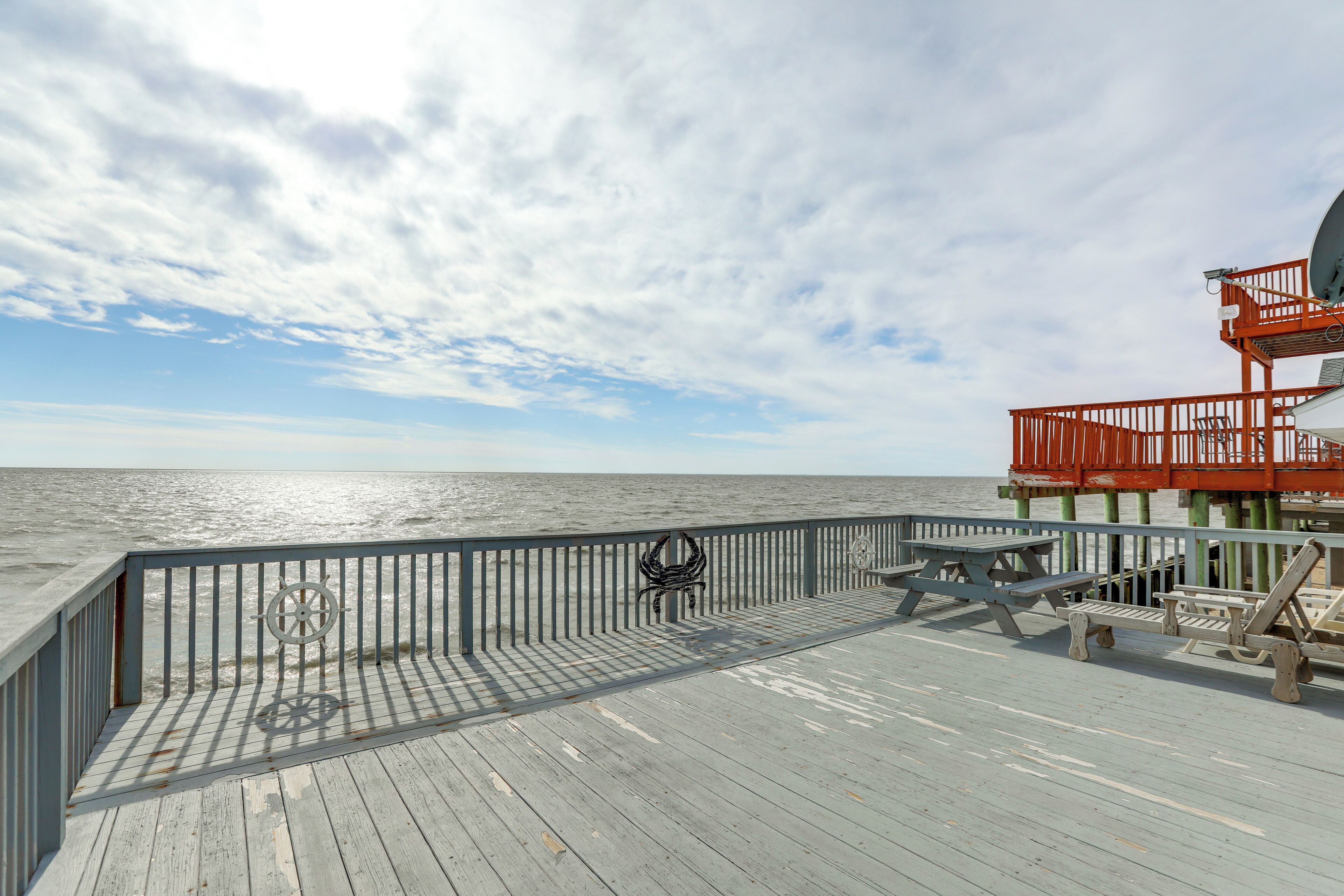 Newport Vacation Rental | 4BR | 2.5BA | Steps Required | 1,400 Sq Ft