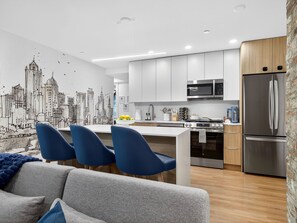 Fridge, microwave, oven, stovetop - 4BR 3BA Designer Gem • Sleeps to 12 • Min to Redline T & Boston • Free Parking (Cambridge)