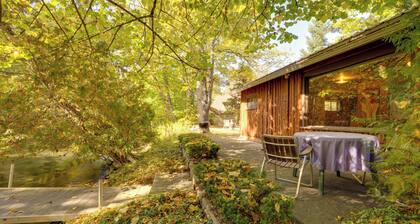Cozy 'Rivershire Retreat Cabin' Near Traverse City