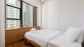 8 quartos, ferros/tábuas de passar roupa, Wi-Fi de cortesia