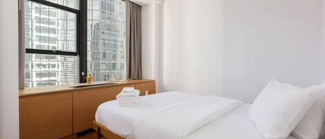 8 bedrooms, iron/ironing board, free WiFi, bed sheets