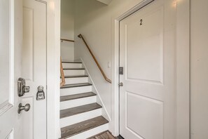 Interior - Rice Village 4BR Getaway – Walk to Shops (Houston)