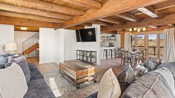 Smart TV, table football, ping pong