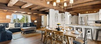 Luxury Log Home Game Room MTN Views King Beds