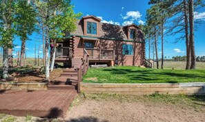 Exterior - Luxury Log Home Game Room MTN Views King Beds (Colorado Springs)