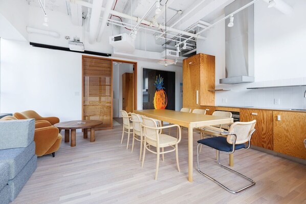 تناول الطعام