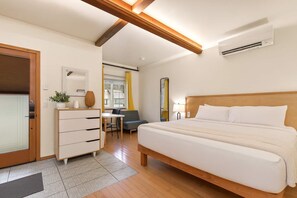 Desk, iron/ironing board, travel crib, WiFi