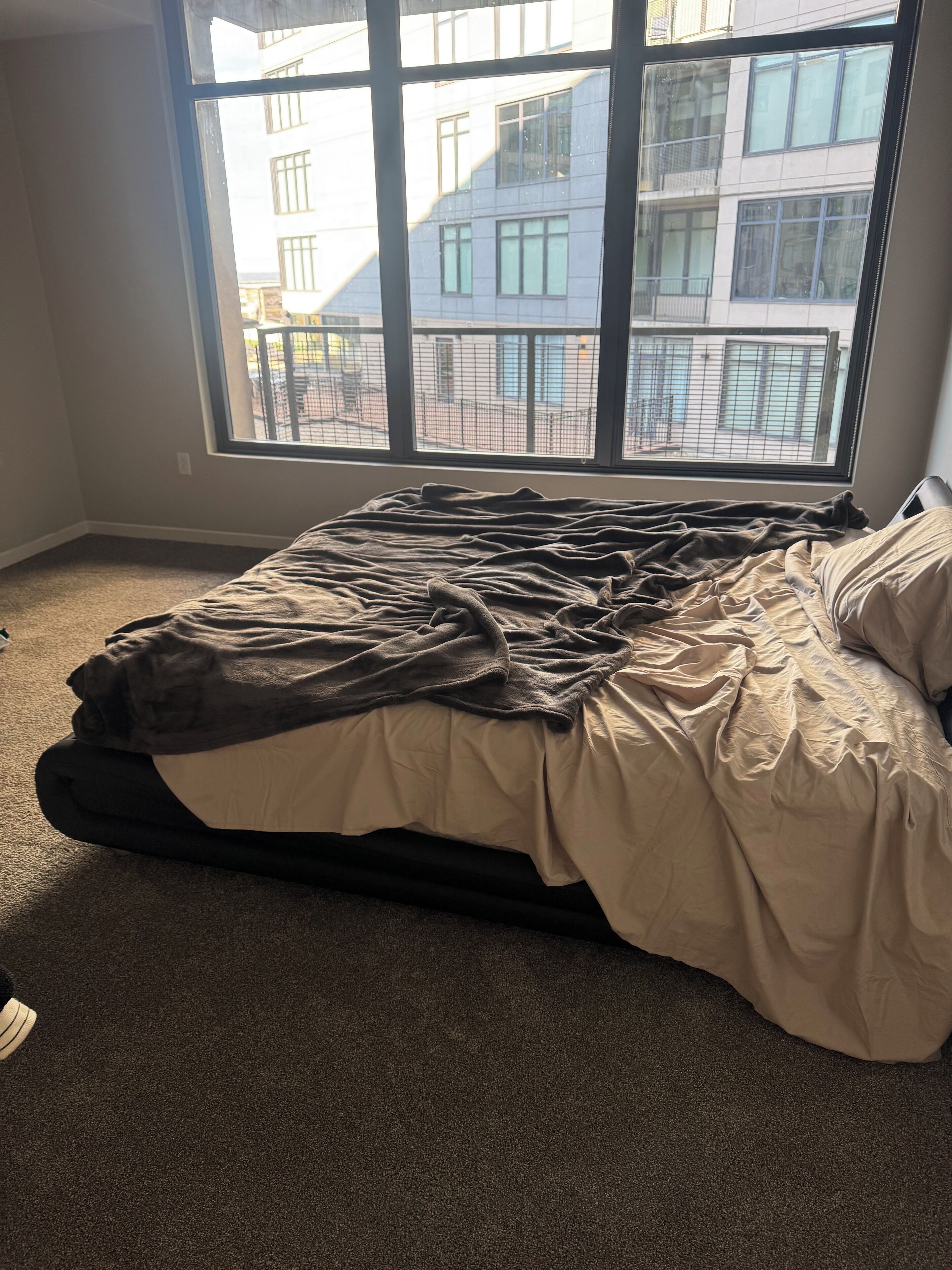 1 bedroom, internet, bed sheets