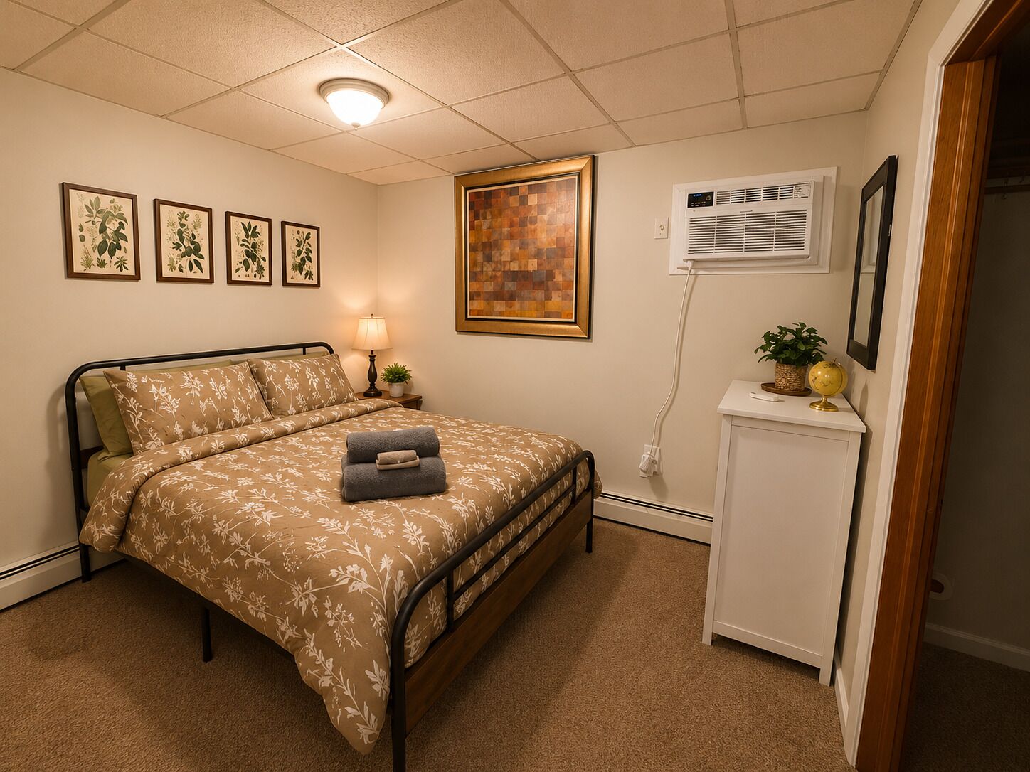 1 bedroom, iron/ironing board, WiFi (free), bed sheets