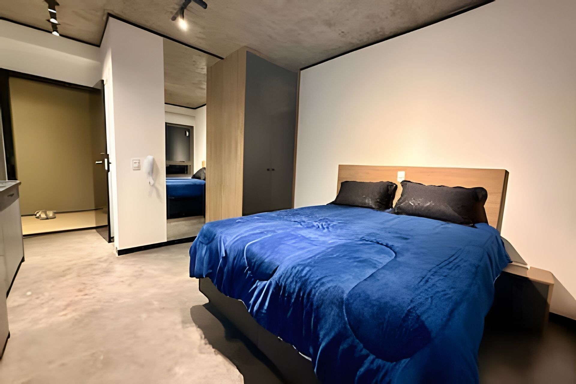 1 soverom og internettilgang