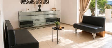 Sala de estar en el lobby