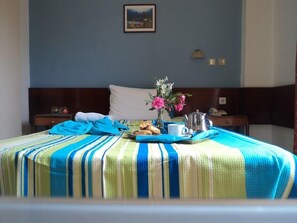 Escritorio y wifi gratis 