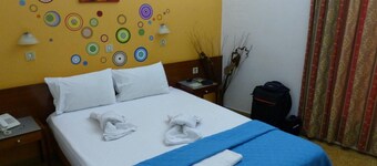 พาซิฟาอี เซลฟ์ โรงแรม  