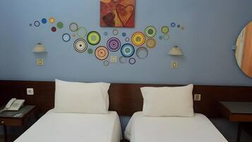 Double Room | Desk, free WiFi