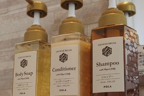 Room - Western-style house for families and groups (Okuma)