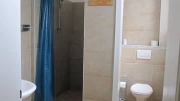 Basic-Einzelzimmer | Badezimmer