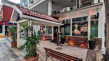 Estúdio | Detalhe da fachada