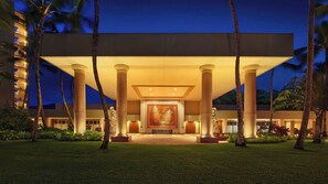 المنشأة من الخارج