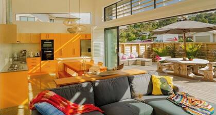 Hosts on the Coast All Decked Out