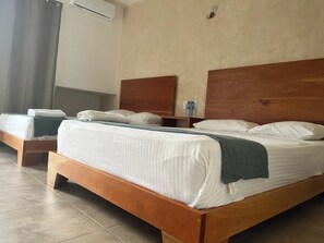 高级双人房 | 免费 WiFi