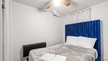 2 soveværelser, skrivebord, strygejern/strygebræt, Wi-Fi