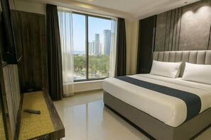 Double Room, City View | Soundproofing, free WiFi - Hotel Mountain Bliss new delhi  (New Delhi)