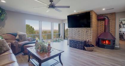 Adventure Awaits! Family-Friendly 3BR/2BA Near Hiking & Historic Prescott
