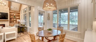  Cypress and Magnolia 4-bedroom cabin in Suches GA with hot tub and firepit