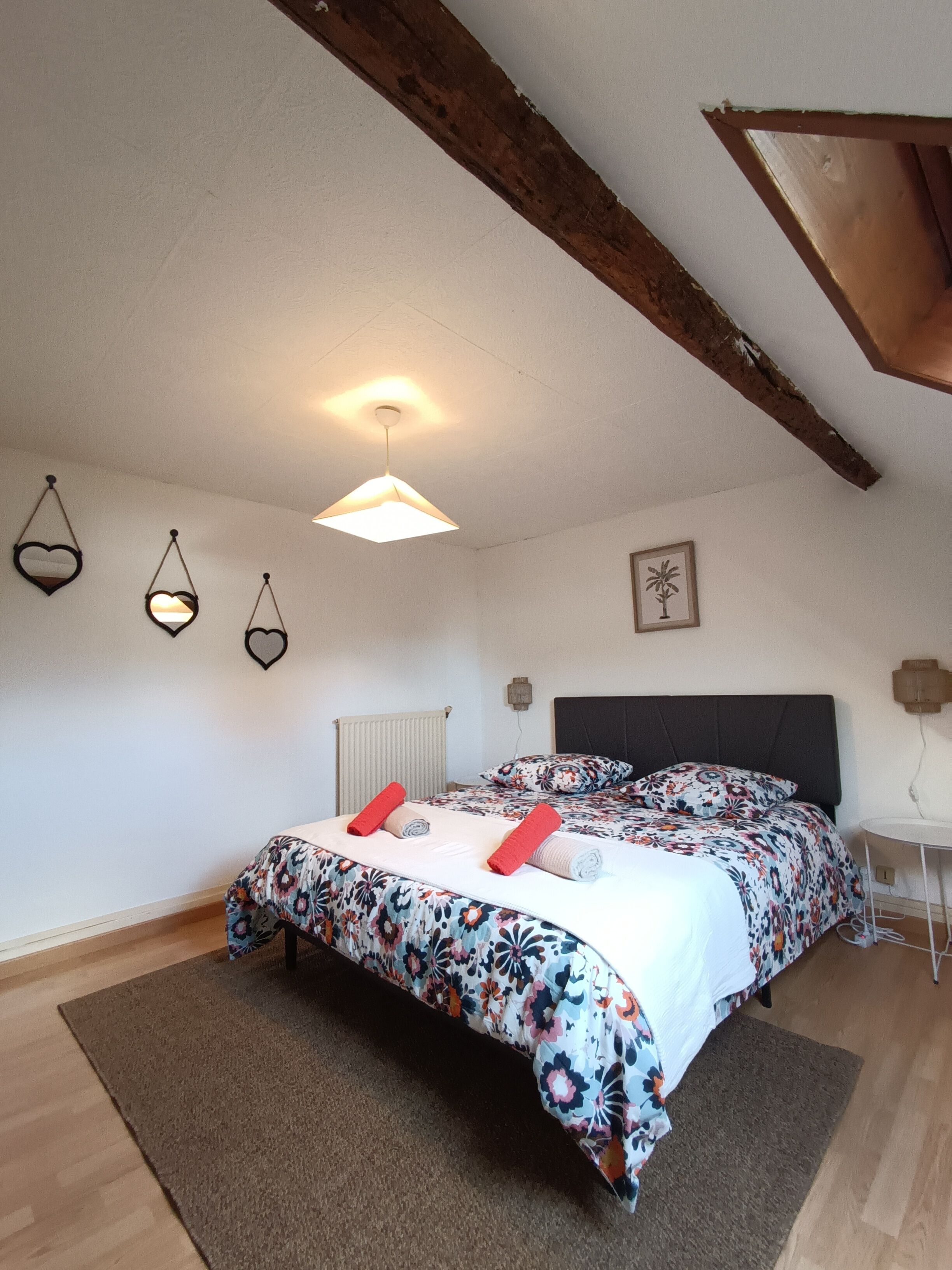 4 Schlafzimmer, Bügeleisen/Bügelbrett, Internetzugang, Bettwäsche