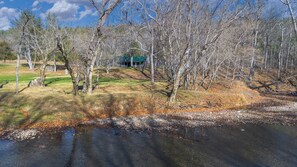 Property grounds - Riverfront country setting (Bath County)
