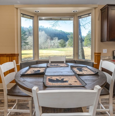 Dining. Riverfront country setting