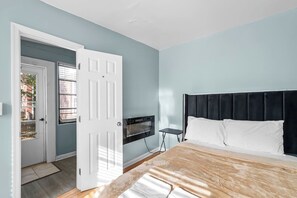 熨斗/熨衫板、Wi-Fi、床單