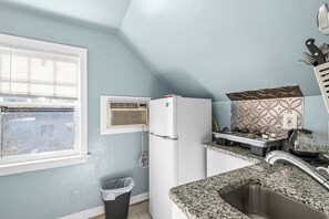 咖啡機/沖茶器、廚房用具/餐具/器皿