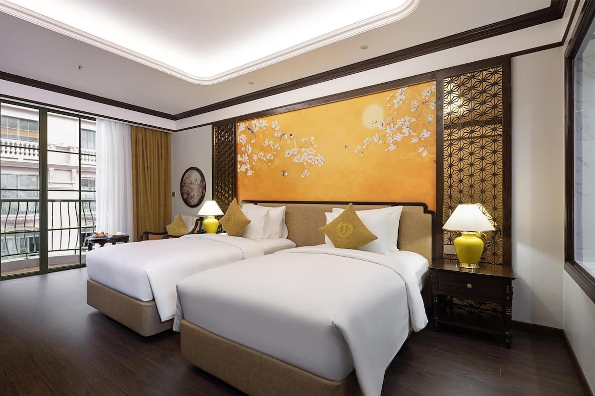 Premier Room 2 Twin Beds | Minibar, blackout curtains, iron/ironing board, free cots/infant beds