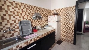 Private kitchen - Tŕés own apartment located in catiér calabonita 5 min from the bus station (Al Hoceïma)