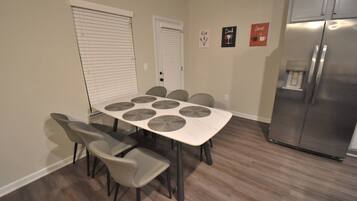 House, 3 Bedrooms, Patio | Dining room