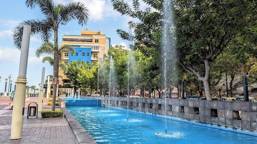 Tu Escapada a la zona más exclusiva y turística de Guayaquil con Piscina y Gym