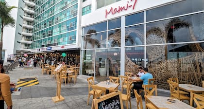 Tu Escapada a la zona más exclusiva y turística de Guayaquil con Piscina y Gym