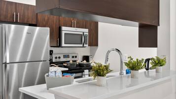 Microwave, oven, stovetop, dishwasher